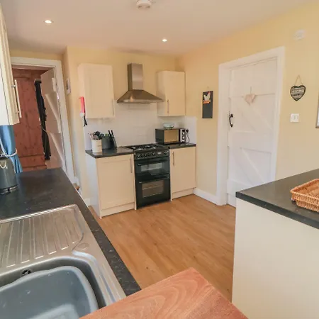 Erica's 'eaven Gillamoor